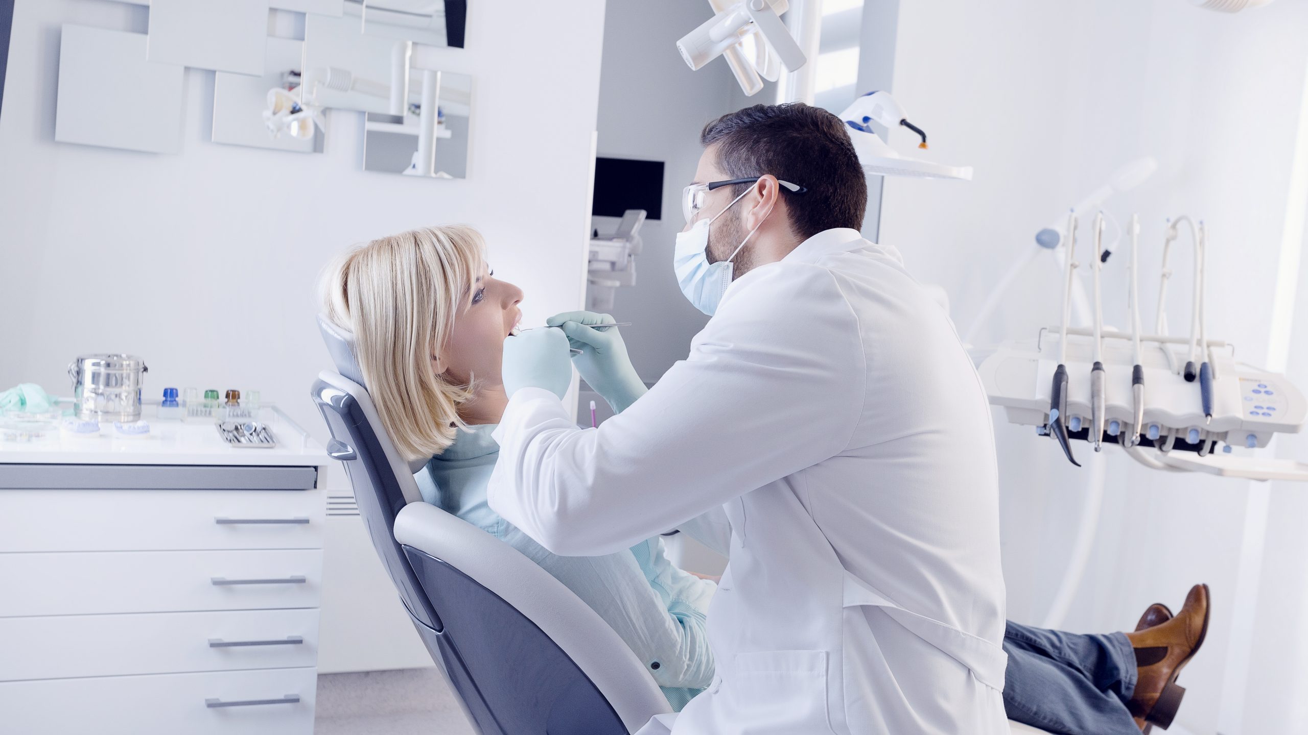 Dentist in Crum Lynne, PA